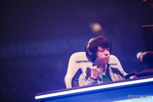 ꡼ No.019 | EVO2017ϡUMvC3סBBCFפʤ5ܤͥԤꤹǽTwitterޤȤᡣ4ܤͥԤꡤ֥Vפˤܿ5̾о