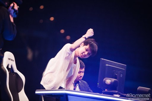 ꡼ No.023 | EVO2017ϡUMvC3סBBCFפʤ5ܤͥԤꤹǽTwitterޤȤᡣ4ܤͥԤꡤ֥Vפˤܿ5̾о