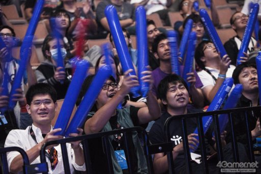 ꡼ No.024 | EVO2017ϡUMvC3סBBCFפʤ5ܤͥԤꤹǽTwitterޤȤᡣ4ܤͥԤꡤ֥Vפˤܿ5̾о