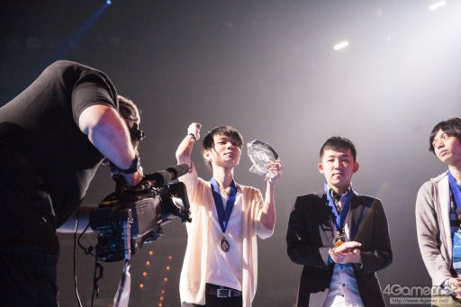 ꡼ No.029 | EVO2017ϡUMvC3סBBCFפʤ5ܤͥԤꤹǽTwitterޤȤᡣ4ܤͥԤꡤ֥Vפˤܿ5̾о