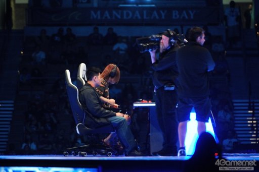 ꡼ No.040 | EVO2017ϡUMvC3סBBCFפʤ5ܤͥԤꤹǽTwitterޤȤᡣ4ܤͥԤꡤ֥Vפˤܿ5̾о