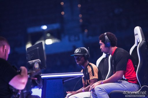 ꡼ No.052 | EVO2017ϡUMvC3סBBCFפʤ5ܤͥԤꤹǽTwitterޤȤᡣ4ܤͥԤꡤ֥Vפˤܿ5̾о