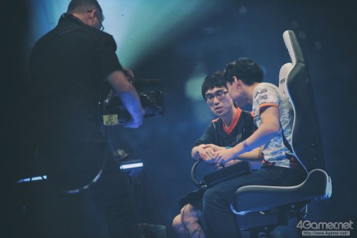 ꡼ No.083 | EVO2017ϡUMvC3סBBCFפʤ5ܤͥԤꤹǽTwitterޤȤᡣ4ܤͥԤꡤ֥Vפˤܿ5̾о