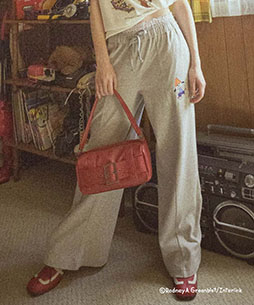 画像ギャラリー No.009のサムネイル画像 / FOREVER 21と「パラッパラッパー」が初コラボ。Tシャツやスウェットパンツなどを7月18日よりオンラインやリアル店舗で販売