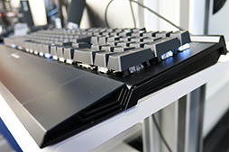 画像ギャラリー No.012のサムネイル画像 / SHARKOONのゲーマー向けブランド「SKILLER」が国内発売決定。第1弾はキーボードとマウス,ヘッドセットなど5製品9モデルに