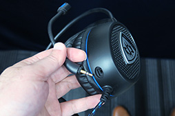 画像ギャラリー No.021のサムネイル画像 / SHARKOONのゲーマー向けブランド「SKILLER」が国内発売決定。第1弾はキーボードとマウス,ヘッドセットなど5製品9モデルに