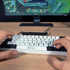 画像ギャラリー No.004のサムネイル画像 / Sharkoon,1万円で買える60%サイズのコンパクトキーボードを6月24日発売