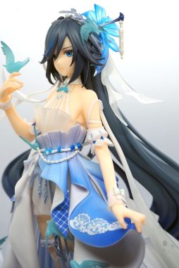 画像ギャラリー No.007のサムネイル画像 / 初めてのスケールフィギュアは「崩壊3rd」の「フカ・雲墨丹心 蒼い鳥の庭Ver.」にした話(「買い物Surfer」第21回)