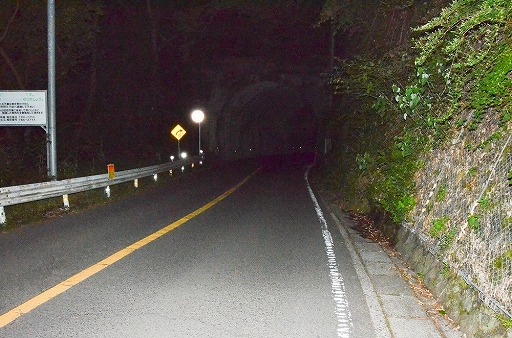 画像ギャラリー No.005のサムネイル画像 / 「死印」発売記念。エクスペリエンスの安宅元也氏と東京都H市周辺の心霊スポットを巡ってみた