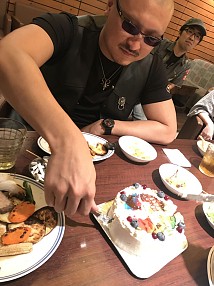 画像ギャラリー No.007のサムネイル画像 / マフィア梶田の二次元が来い!:第457回「フェラーリに跨るアメ車バカのリネージュ」