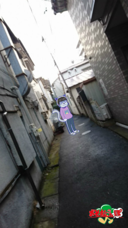 画像ギャラリー No.012のサムネイル画像 / 「おそ松さんぽ」で第1回フォトコンテストが開催。入賞者には欲しいご“当地おそ松”が手に入る特別な「じいしき」などを贈呈