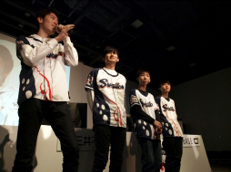 ���������꡼ No.017�Υ���ͥ������ / ��NPB e���ݡ��ĥ��꡼�� ���ץ�ȥ�����2�פΥ����ץ��郎���š�5��������˸�����12���Ĥ����줾��β���˸�����ä�