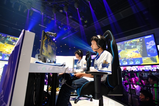 画像ギャラリー No.015のサムネイル画像 / 「スプラトゥーン2」日本一の球団は横浜DeNAベイスターズ! 「NPB eスポーツシリーズ スプラトゥーン2」大会レポート