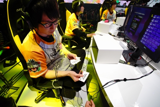 画像ギャラリー No.016のサムネイル画像 / 「スプラトゥーン2」日本一の球団は横浜DeNAベイスターズ! 「NPB eスポーツシリーズ スプラトゥーン2」大会レポート