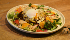 画像ギャラリー No.007のサムネイル画像 / あの佐賀県が“ストII”とコラボ,「ストリートファイター佐賀」始動。コラボ名産品ショップ「佐賀ット商店」のオープニングイベントをレポート