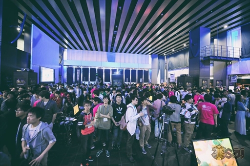 ���������꡼ No.005�Υ���ͥ������ / EVO Japan�ץ�������[sai]�פ����롣�����Ȥʤ������ϥᥤ��ȡ��ʥ��Ȥ�ͽ���ȥ����ɥȡ��ʥ��ȡ�21���Ϸ辡��񤬳���