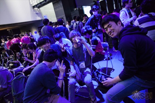 ���������꡼ No.008�Υ���ͥ������ / EVO Japan�ץ�������[sai]�פ����롣�����Ȥʤ������ϥᥤ��ȡ��ʥ��Ȥ�ͽ���ȥ����ɥȡ��ʥ��ȡ�21���Ϸ辡��񤬳���