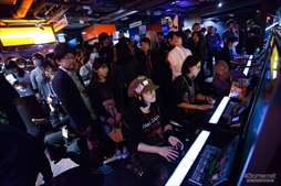 画像ギャラリー No.009のサムネイル画像 / 「GUILTY GEAR」シリーズファンが集結。アークシステムワークス主催「HALLOWEEN PARTY 2018 GUILTY GEAR DAY」フォトレポート