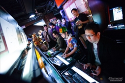 画像ギャラリー No.043のサムネイル画像 / 「GUILTY GEAR」シリーズファンが集結。アークシステムワークス主催「HALLOWEEN PARTY 2018 GUILTY GEAR DAY」フォトレポート