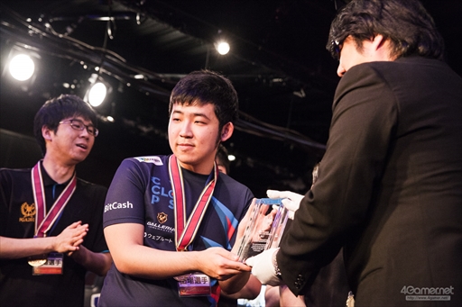 ꡼ No.099 | GGXrdסBBCFפ2017ǯˤ꤬ͥ롣ARC SYSTEM WORKS FIGHTING GAME AWARD 2017ץ٥ȥݡ