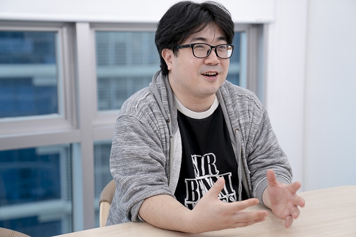 画像ギャラリー No.001のサムネイル画像 / 恐竜も登場する“石器時代”をテーマにした「ストーンエイジ ワールド」の開発チームリーダーにメールインタビュー