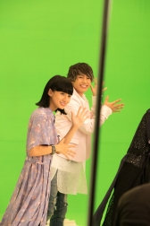 画像ギャラリー No.009のサムネイル画像 / 「LINE ぷるぽん」,ボーイズグループ「XOX」とコラボしたミュージックビデオ「Let’s ぷるぽん!!」が公開。楽曲はヒャダイン氏