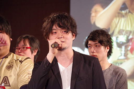 画像ギャラリー No.018のサムネイル画像 / “WCCF日本一”の座を懸けた公式全国大会「WCCF CUP WINNER’S CUP The 12th」が開催。優勝の栄冠はNIWA監督の手に