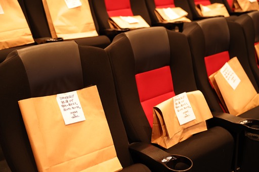 ���������꡼ No.003�Υ���ͥ������ / �¤ϥե���ࡼ�ӡ��֥��Υ��ꥹ ���ֺǸ�Υ�Υ�����פδ�����Ϫ��̲���ä������֥��Υ��ꥹ �����ӥ���λ��ǰ���̲�ץ�ݡ���