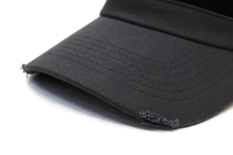 画像ギャラリー No.008のサムネイル画像 / 「ダンガンロンパ」狛枝凪斗のベストや最原終一のキャップなどが発売決定