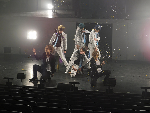 画像ギャラリー No.002のサムネイル画像 / かっこいいライブとかわいい学園生活の両方が楽しめる「アニドルカラーズ!キュアステージ」のゲネプロレポート