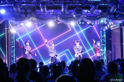 ꡼ No.007 | 齩ڤˡ˥ɥ륫顼 奢ơClarity Showcase Live Blu-ray Ϫǲͤݡ