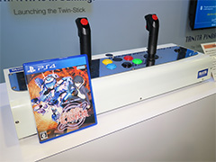 タニタ，PS4用「ツインスティック」の試作機をCES 2019で公開。製品版に向けてボタン配置はなお検討中