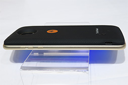 ꡼ No.007Υͥ / MotorolaSIMåե꡼ޥۡMoto Z2 Playפ629˹ȯ䡣巿ץMoto Modsפˤб