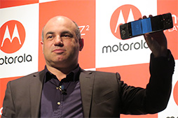 ꡼ No.009Υͥ / MotorolaSIMåե꡼ޥۡMoto Z2 Playפ629˹ȯ䡣巿ץMoto Modsפˤб