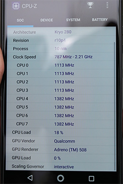 画像ギャラリー No.022のサムネイル画像 / Motorolaの新スマホ「Moto X4」&合体ゲームパッド「Moto Gamepad」テストレポート。Moto X4は使い勝手良好なミドルクラス市場端末だ