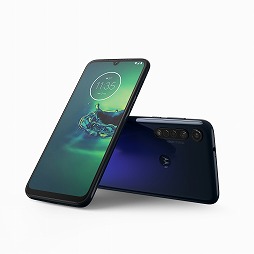 画像ギャラリー No.003のサムネイル画像 / Motorola,3眼式アウトカメラ搭載のミドルクラススマホ「moto g8 plus」を3月16日発売
