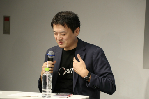 画像ギャラリー No.008のサムネイル画像 / 「レイジングループ」のamphibian氏と「パラノマサイト」の石山貴也氏によるトークショーをレポート。両タイトル開発時の裏話などが明らかに