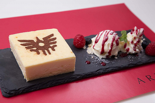 画像ギャラリー No.010のサムネイル画像 / オフィシャルショップ&カフェARTNIAで「ドラクエXI 過ぎ去りし時を求めて S」キャンペーン開催