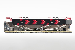 画像ギャラリー No.008のサムネイル画像 / PowerColorの「Radeon RX 580 XTR」カードをテスト。選別版Polaris 20は通常版と何が違うのか