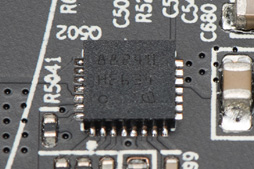 画像ギャラリー No.023のサムネイル画像 / PowerColorの「Radeon RX 580 XTR」カードをテスト。選別版Polaris 20は通常版と何が違うのか