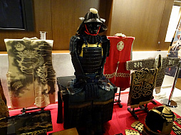 画像ギャラリー No.002のサムネイル画像 / シブサワ・コウ活動35周年の記念コンサートをレポート。さまざまな伝統芸術が融合したステージに来場者が酔いしれた