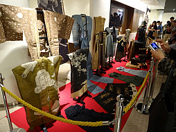 画像ギャラリー No.003のサムネイル画像 / シブサワ・コウ活動35周年の記念コンサートをレポート。さまざまな伝統芸術が融合したステージに来場者が酔いしれた