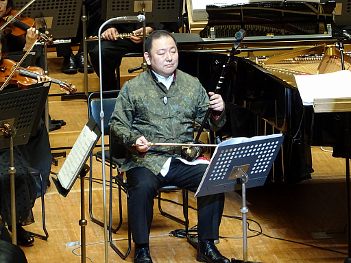 画像ギャラリー No.008のサムネイル画像 / シブサワ・コウ活動35周年の記念コンサートをレポート。さまざまな伝統芸術が融合したステージに来場者が酔いしれた