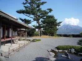 画像ギャラリー No.003のサムネイル画像 / 「真・三國無双8」と「信長の野望・大志」のコラボ展示企画が仙巌園で開催