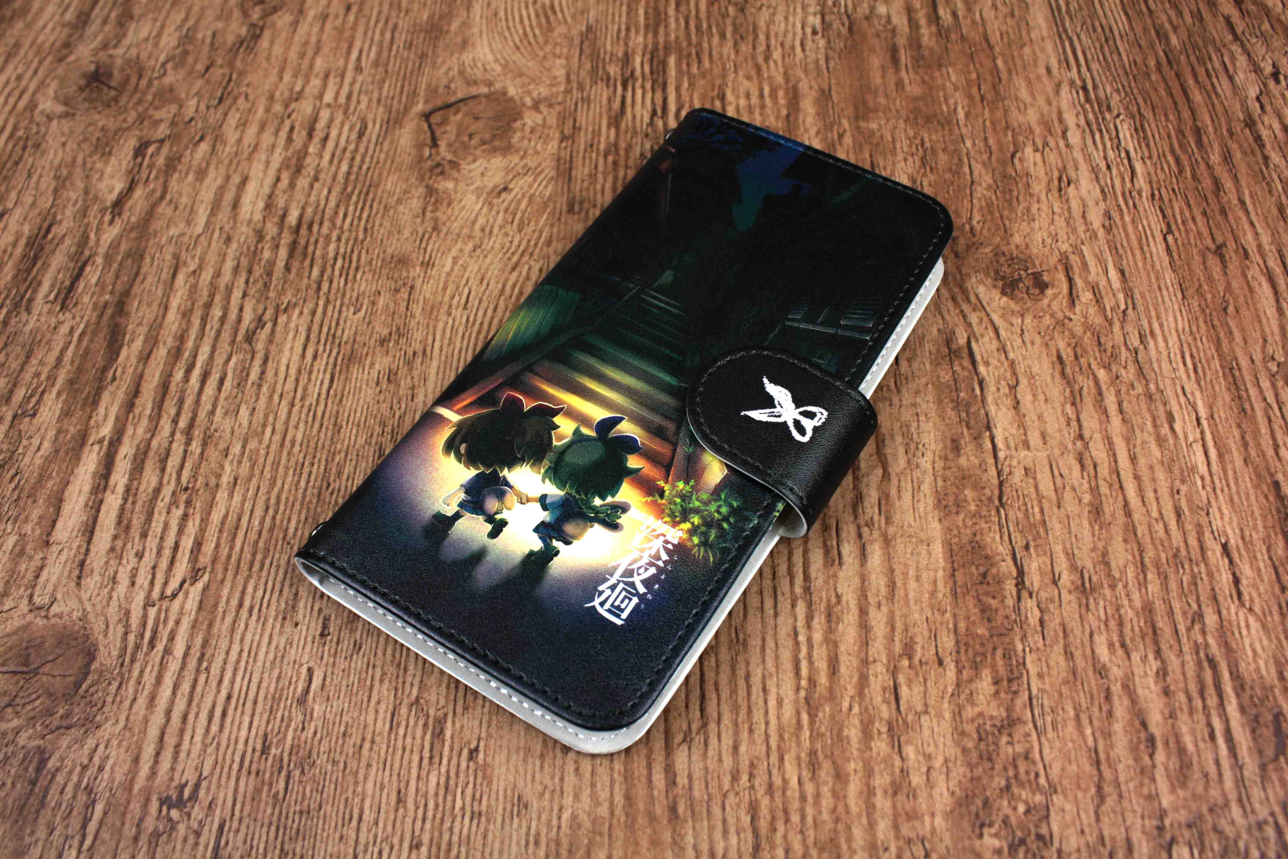 画像集 001 深夜廻 のイラストをデザインしたスマホケースが本日発売