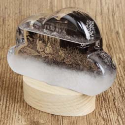 画像ギャラリー No.001のサムネイル画像 / 「深夜廻」,ストームグラスなど新作グッズが通販サイト「オフィシャル倶楽部MAG」に登場