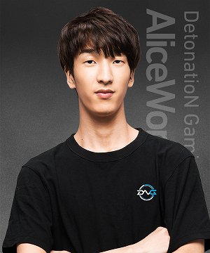 画像ギャラリー No.003のサムネイル画像 / 「コール オブ デューティ ワールドウォーII」プロ対抗戦の第3回レポートが公開