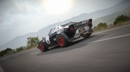 画像ギャラリー No.008のサムネイル画像 / 「DiRT 4」の店舗別特典はオリジナルグッズと「チームブースターパック」のアイテムコード。海外で放送された最新トレイラーの日本語版を公開