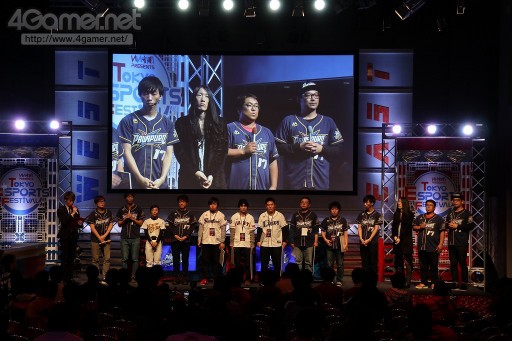 画像ギャラリー No.021のサムネイル画像 / 「パワプロチャンピオンシップス2017」東京大会の2日めは,「パワプロ2017」のスワローズ,ジャイアンツ,ライオンズの代表,「パワプロアプリ」の全国大会出場者が決定