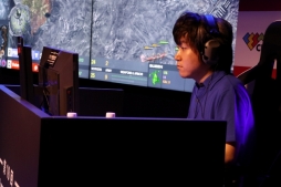 画像ギャラリー No.006のサムネイル画像 / 第18回アジア競技大会のeスポーツ日本代表選考会が開催。「ウイイレ2018」「StarCraft II」など5タイトル12名の選手が発表に